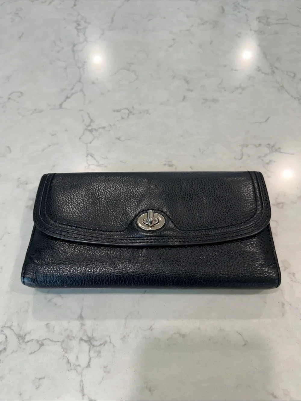 COACH Black Leather Trifold Park Leather Checkbook Wallet